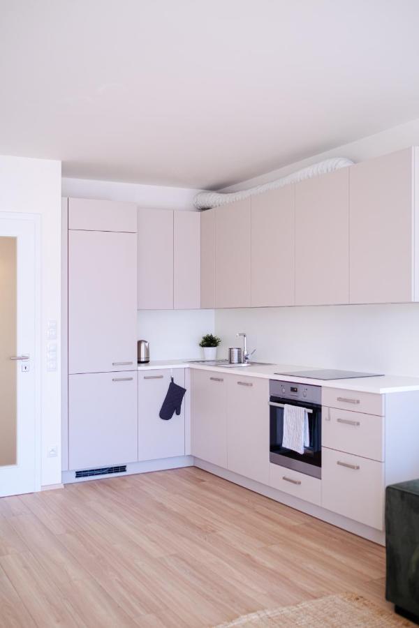 Apartamento Newly Built In Vibrant Neighbourhood